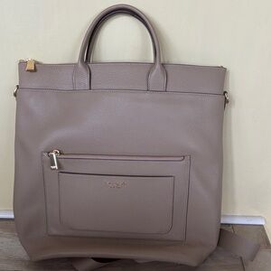 Kate SpadePebble Leather Tote in Taupe